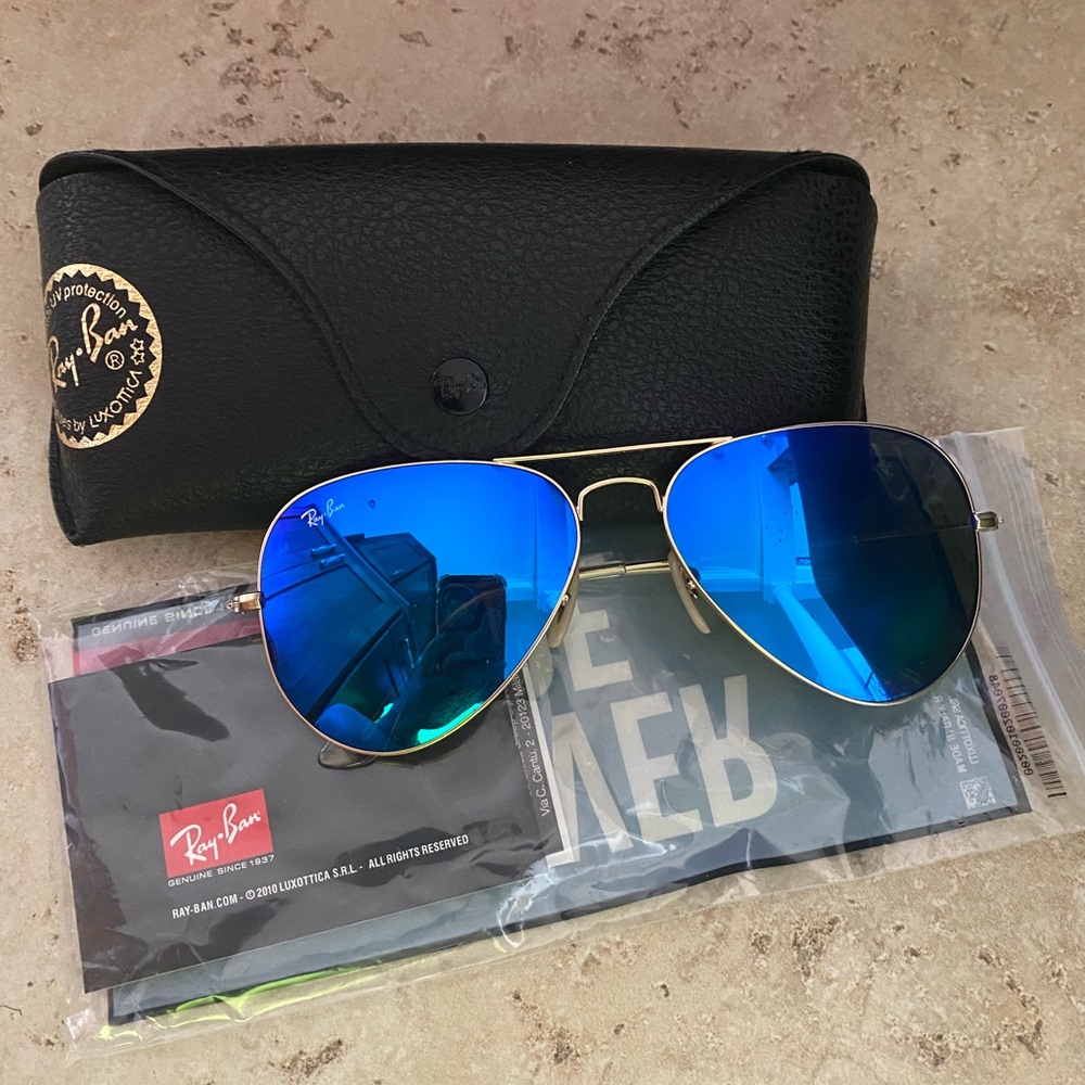 Ray-Ban Aviator Classic Sunglasses